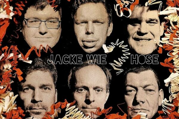 Collage aus Protraitfotos von sechs Männern, dazu Schrift: Jacke wie Hose