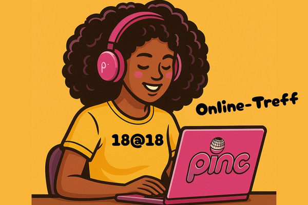 Comiczeichnung von einer Frau die an einem Laptop sitzt. Auf dem Laptop ist das Pinc Msuic Logo und Schrift "Online Treffen" auf ihrem T-Shirt Schrift "18@18" zu lesen.